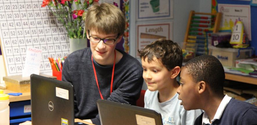 STIMULUS volunteer with primary school pupils